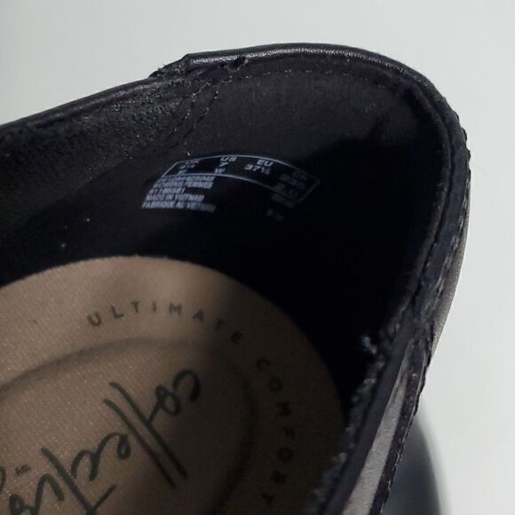 Collection by Clarks Womens Size 7W Black Side Zip Slip-On Booties Comfort Shoes - Picture 9 of 10